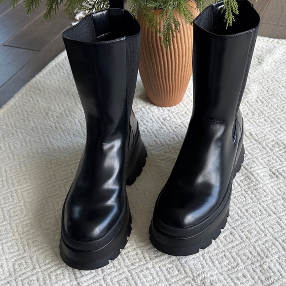 Zara Treaded Chelsea Black Boots Size 41 - Picture 5 of 15